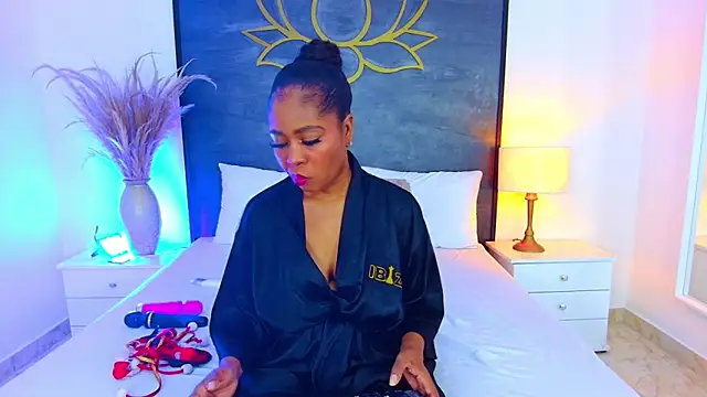 AlisonTravis online show from 06.27.26