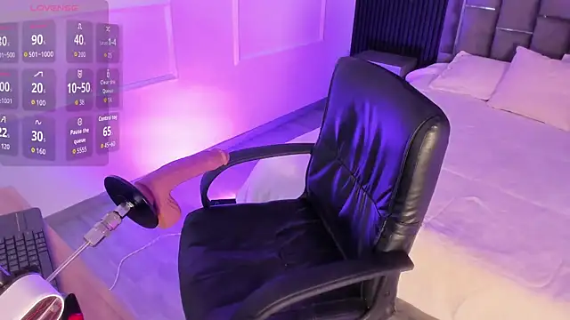 MrsFoucher online show from 03.12.26