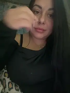 DaisyStreet online show from 11.20.25