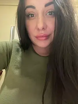 DaisyStreet online show from 04.12.26