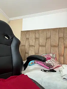 Hannagarces online show from 02.02.26