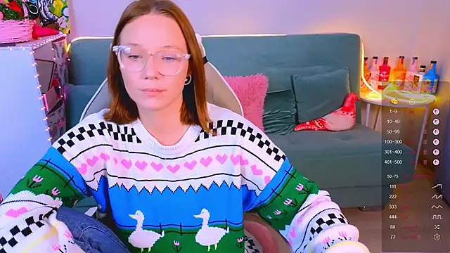 Snapshot of Karen_morris chatting on 10.21.25 Karen morris online show from 10.21.25