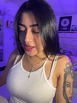 lucianaroy online show from 04.01.26