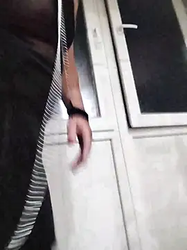 Snapshot of DjiniCD chatting on 12.13.24 DjiniCD online show from 12.13.24