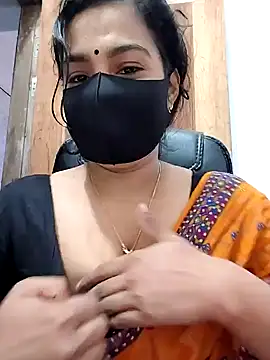 Ritusri Dotta online show from 12.18.24