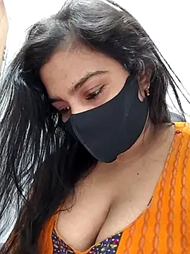 Snapshot of Ritusri_Dotta chatting on 10.26.25 Ritusri Dotta online show from 10.26.25