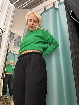 LikaCat online show from 12.20.24