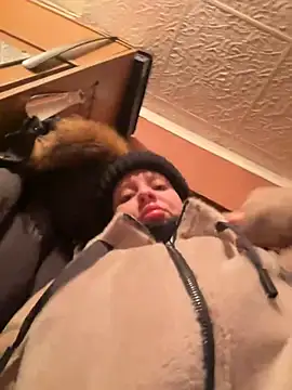 LikaCat online show from 12.29.24