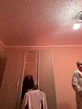 LikaCat online show from 02.12.25