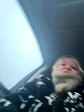 LikaCat online show from 10.29.25