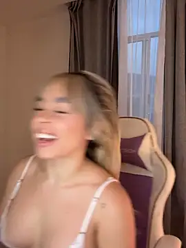 Alison Diaz17 online show from 10.09.25