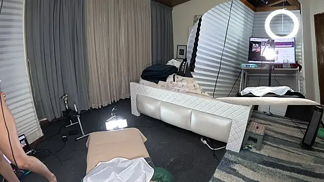 Alondra fetish online show from 12.29.24