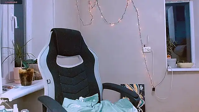 RosaJil online show from 11.27.25