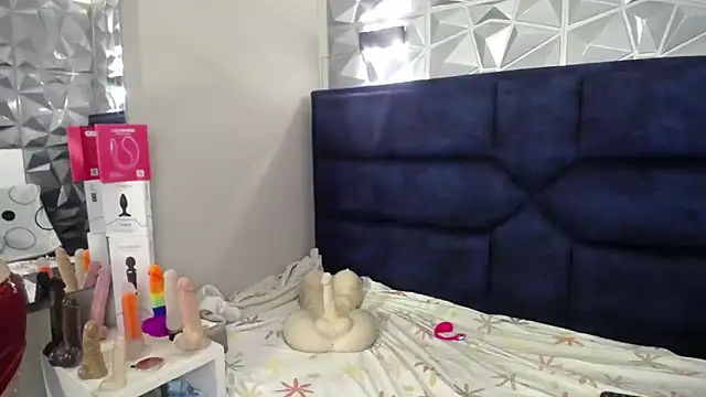 Natasha 699 online show from 10.29.25