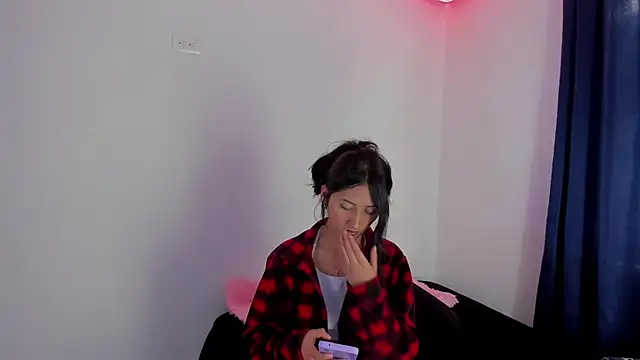 Snapshot of mari_mar69 chatting on 01.24.25 mari mar69 online show from 01.24.25