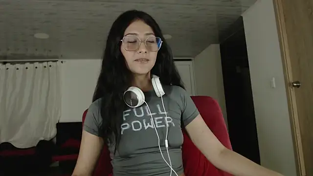 Snapshot of mari_mar69 chatting on 02.16.25 mari mar69 online show from 02.16.25