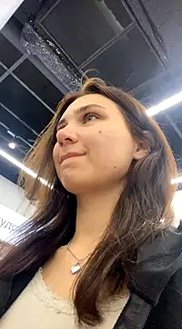 Snapshot of QuitieLia chatting on 12.01.24 QuitieLia online show from 12.01.24