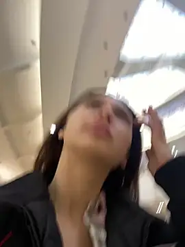 Snapshot of QuitieLia chatting on 12.24.24 QuitieLia online show from 12.24.24