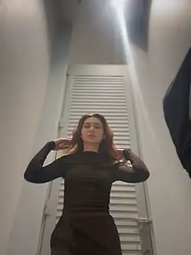 Snapshot of QuitieLia chatting on 10.14.25 QuitieLia online show from 10.14.25