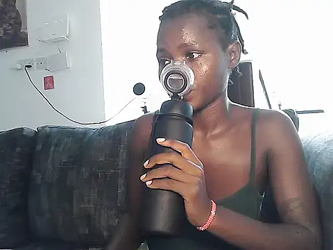 petiteebony 81 online show from 11.25.25