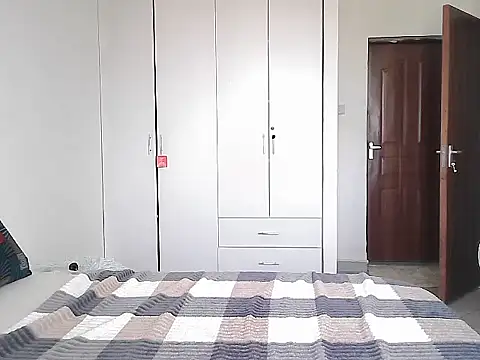 petiteebony 81 online show from 02.14.26