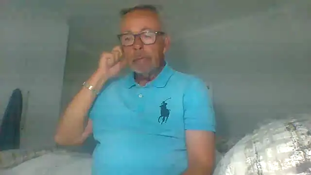 Snapshot of tuggy59 chatting on 10.07.25 tuggy59 online show from 10.07.25