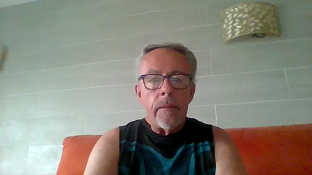 Snapshot of tuggy59 chatting on 06.14.26 tuggy59 online show from 06.14.26