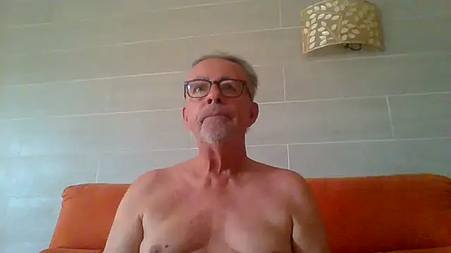 Snapshot of tuggy59 chatting on 07.07.26 tuggy59 online show from 07.07.26