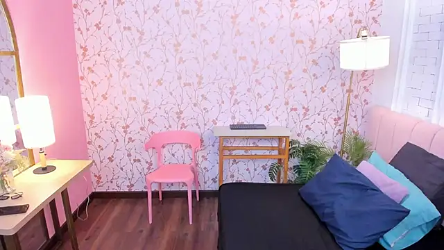 taylor bennet online show from 04.12.26