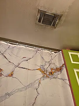 Snapshot of Southern_Bella chatting on 11.01.25 Southern Bella online show from 11.01.25