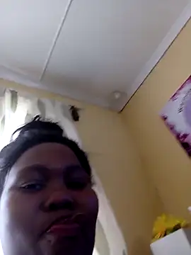 Real1SweetQueen online show from 02.23.25