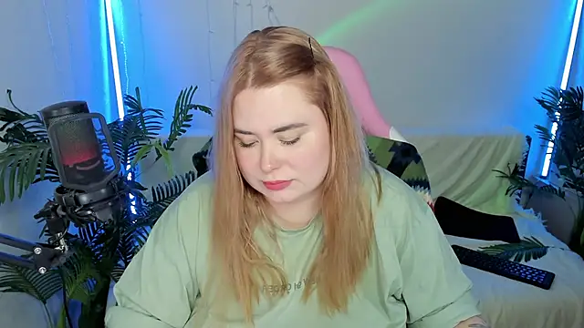 Akemi BBW online show from 02.01.25