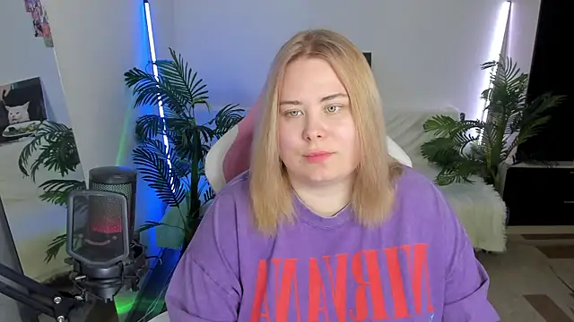 Akemi BBW online show from 02.24.25