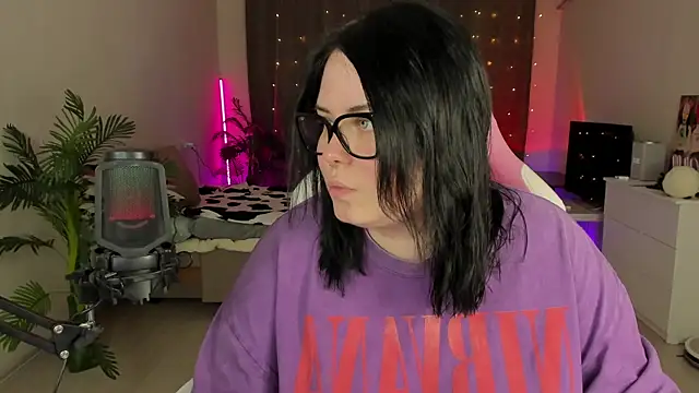 Akemi BBW online show from 10.10.25