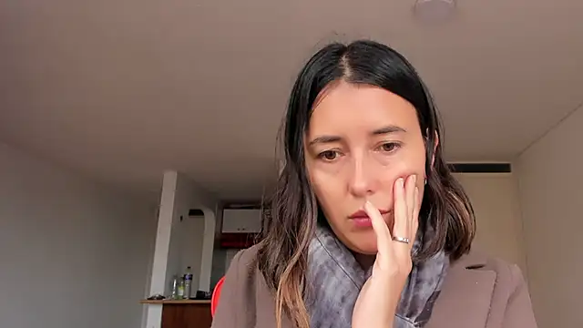 Snapshot of zoe_jeane_beker chatting on 02.10.25 zoe jeane beker online show from 02.10.25