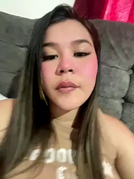 zoe adhara online show from 10.26.25