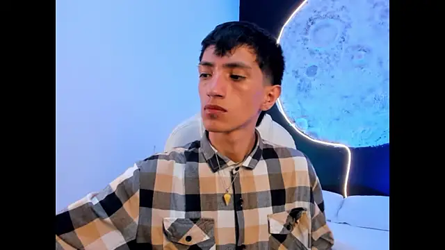 DereckCooperr online show from 10.05.25