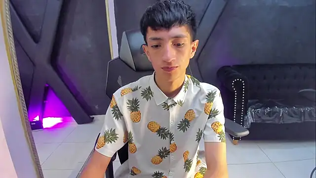 DereckCooperr online show from 11.11.25