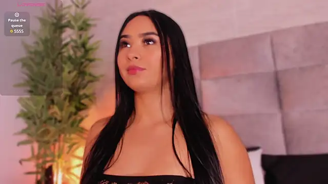 Snapshot of mia_crawford chatting on 03.15.25 mia crawford online show from 03.15.25