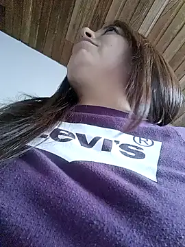 Snapshot of seherlatin chatting on 10.04.25 seherlatin online show from 10.04.25