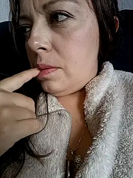 Snapshot of seherlatin chatting on 10.12.25 seherlatin online show from 10.12.25