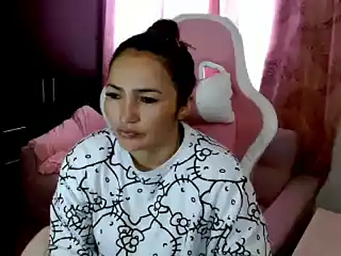 EVA GRAYS online show from 03.03.25