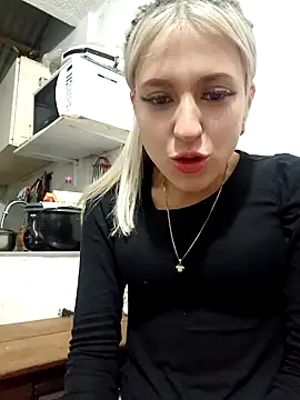 Snapshot of eva-2023 chatting on 01.03.25 eva-2023 online show from 01.03.25