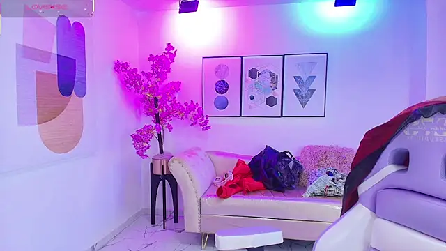 Isa reel online show from 10.15.25