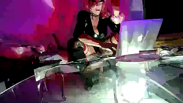 CharlotteVixxens online show from 12.05.24