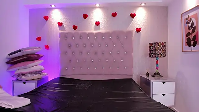 NatyQueen  online show from 02.26.26