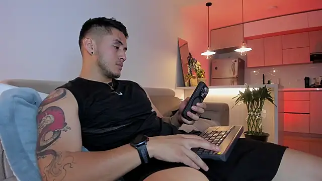 Chriskyle  online show from 12.02.24