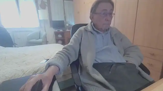 papillonhotofficial online show from 03.03.25