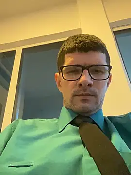 Snapshot of Juliano2289 chatting on 05.30.26 Juliano2289 online show from 05.30.26