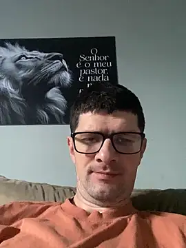 Snapshot of Juliano2289 chatting on 06.06.26 Juliano2289 online show from 06.06.26